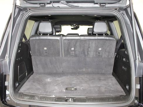Used 2024 Jeep Wagoneer Series III AWD/4WD image 17