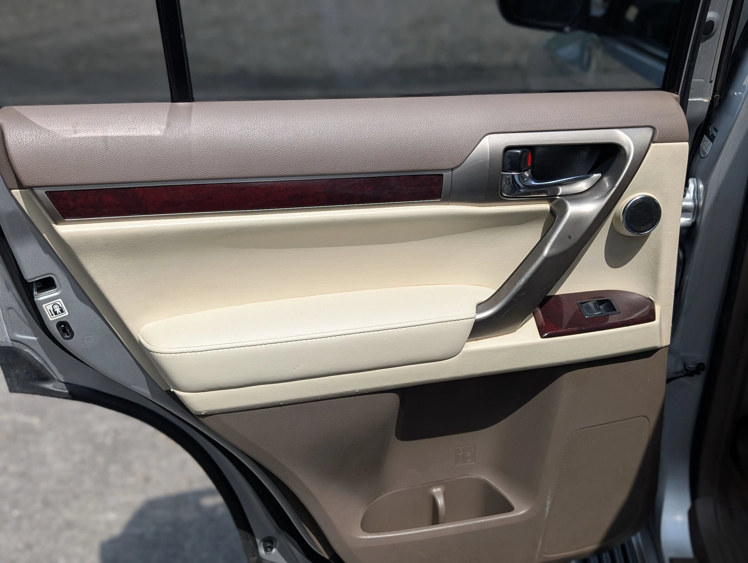 Used 2015 Lexus GX 460 Luxury AWD/4WD image 12