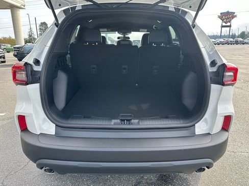 New 2025 Ford Escape ST-Line w/ Cold Weather Package image 22