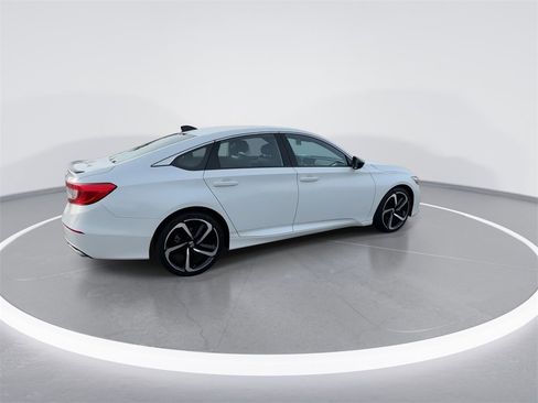 Used 2022 Honda Accord Sport image 15