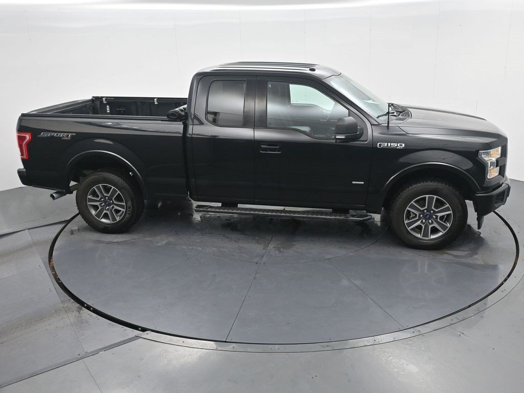 Used 2017 Ford F150 XLT w/ Equipment Group 302A Luxury AWD/4WD image 23