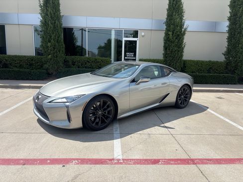 Used 2018 Lexus LC 500 Coupe w/ Performance Package RWD image 1