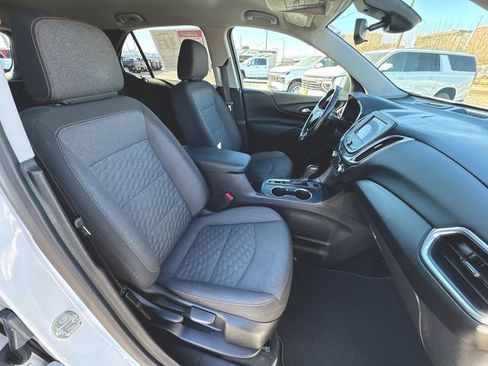 Used 2021 Chevrolet Equinox LT image 26