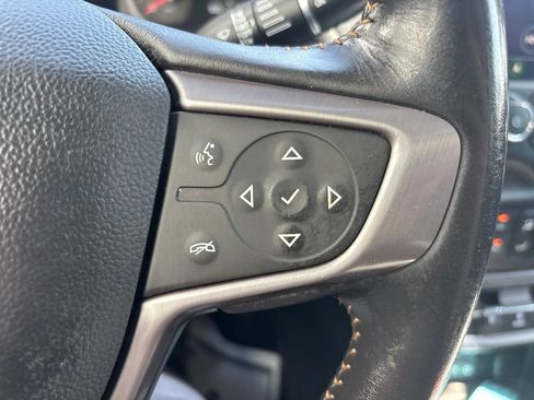 Certified 2022 GMC Terrain AT4 w/ Infotainment Package II AWD/4WD image 21