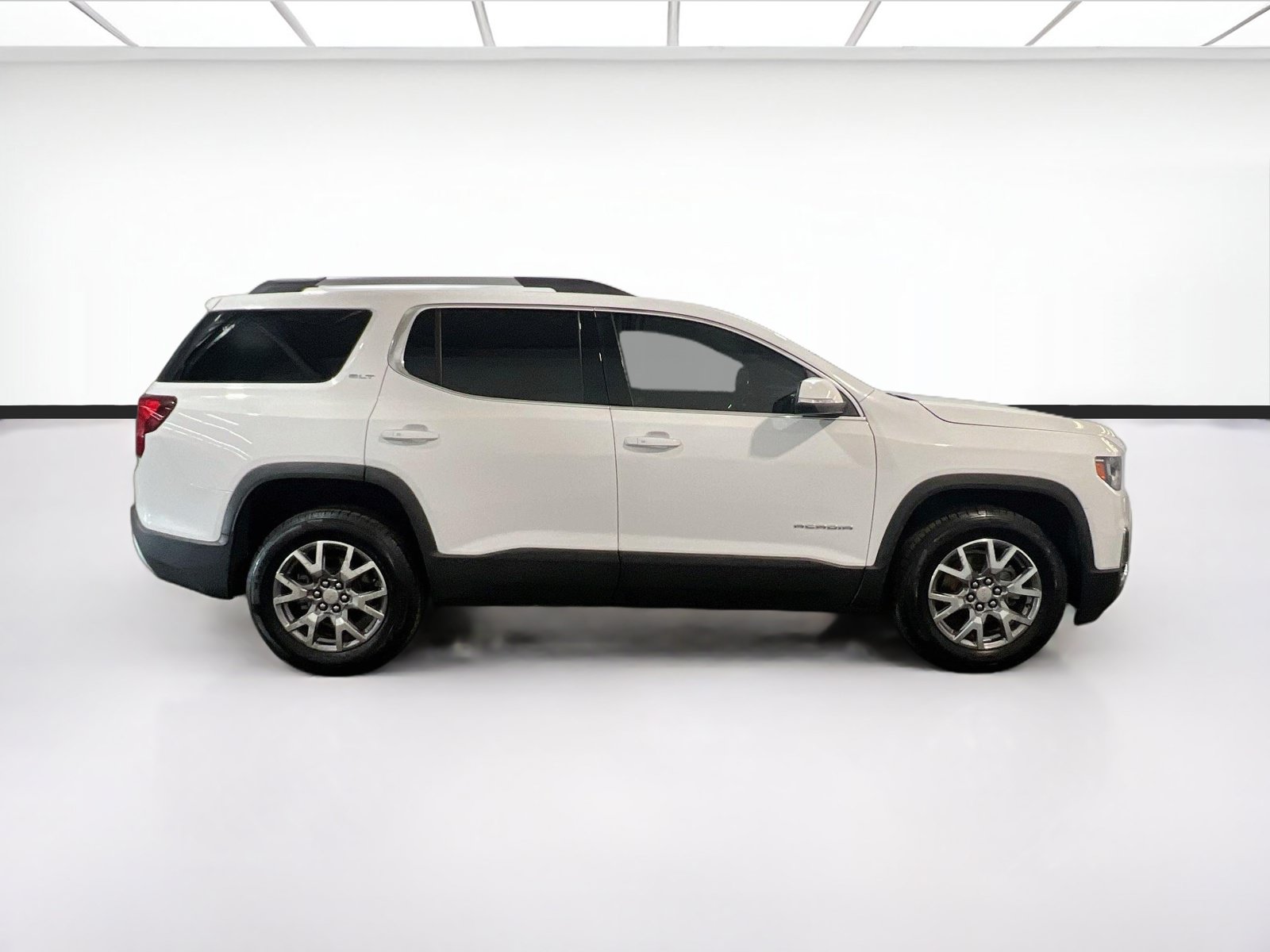 Used 2020 GMC Acadia SLT FWD image 22