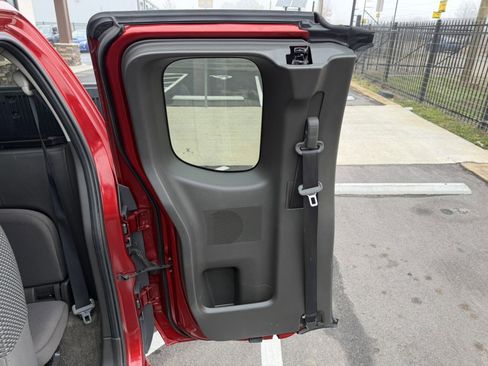 Used 2012 Nissan Frontier SV w/ Sport Appearance Pkg image 20