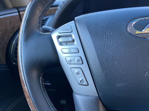 Used 2017 INFINITI QX80 4WD w/ Driver Assistance Package image 28