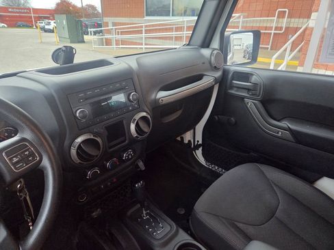 Used 2015 Jeep Wrangler Sport w/ Trailer Tow Group image 11