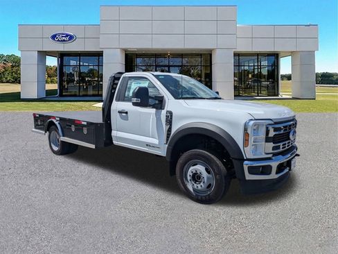New 2026 Ford F550 4x4 Regular Cab Super Duty w/ XL Chrome Package image 1