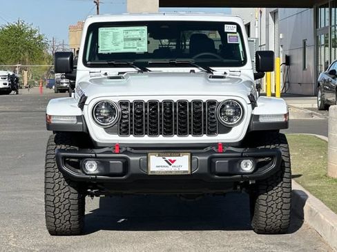 New 2026 Jeep Gladiator Rubicon AWD/4WD image 8
