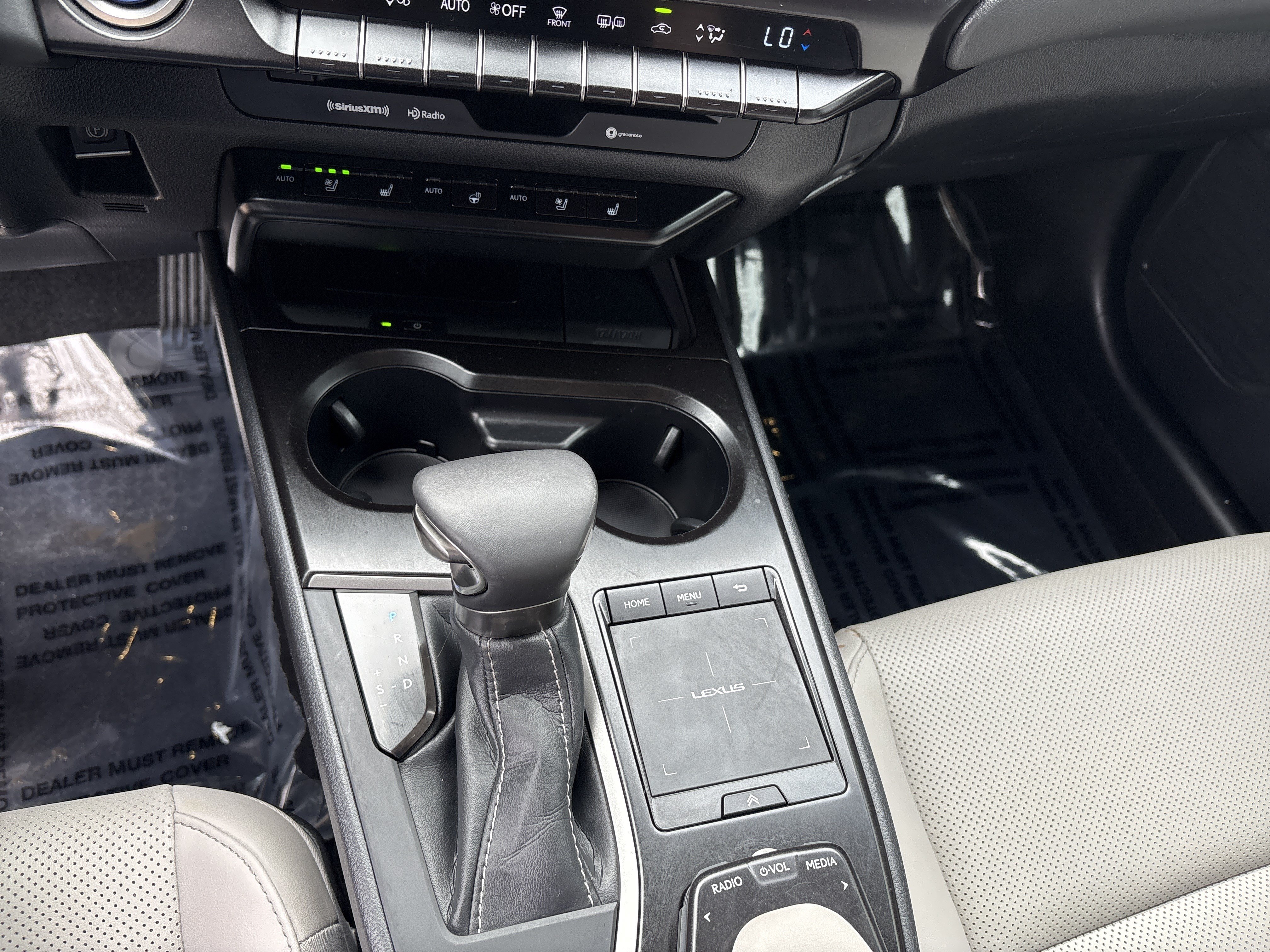 Used 2022 Lexus UX 250h w/ Premium Package AWD/4WD image 24