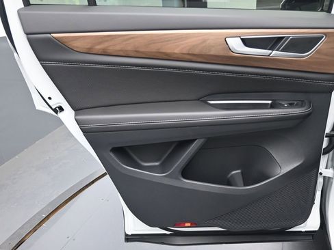 New 2026 Volkswagen Atlas SE FWD image 22