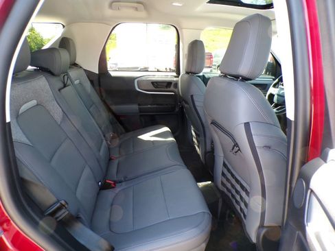 Used 2025 Ford Bronco Sport Badlands w/ Badlands Tech Package AWD/4WD image 19