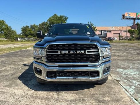 Used 2024 RAM 2500 Big Horn AWD/4WD image 8