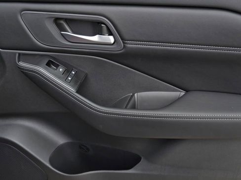 New 2026 Nissan Rogue SV image 8