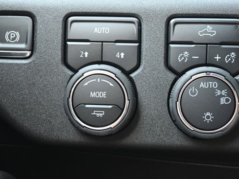 New 2026 Chevrolet Silverado 1500 LT w/ LPO, Liner Protection Package image 20