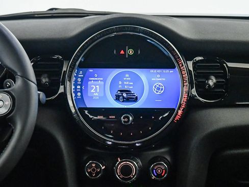 Used 2024 MINI Cooper S FWD image 12