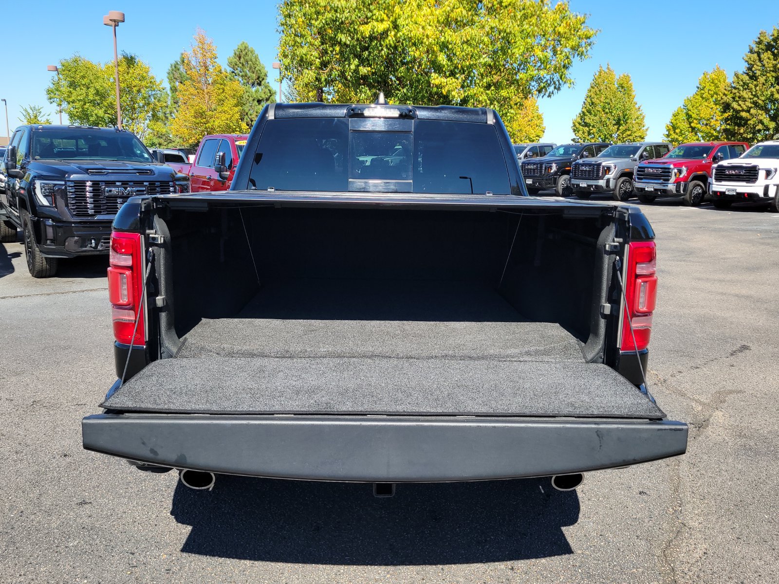 Used 2023 RAM 1500 Limited AWD/4WD image 12
