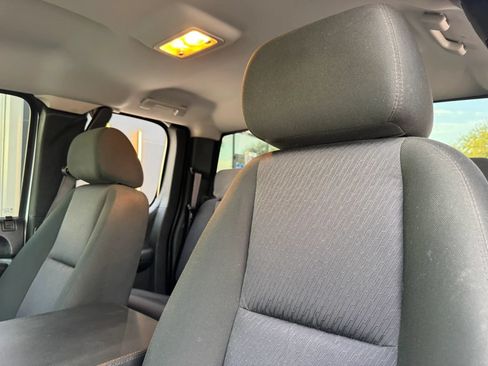 Used 2013 Chevrolet Silverado 2500 LT w/ Interior Plus Package AWD/4WD image 15