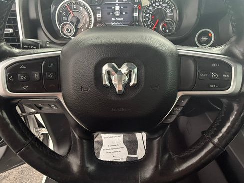 Used 2019 RAM 1500 Big Horn AWD/4WD image 25