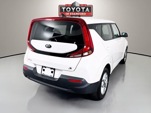 Used 2021 Kia Soul S FWD image 7