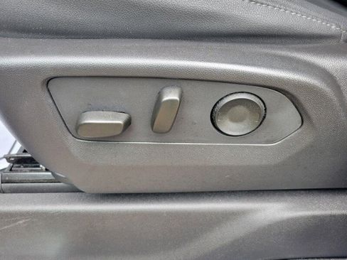 Used 2024 GMC Sierra 1500 SLT w/ SLT Premium Plus Package image 24