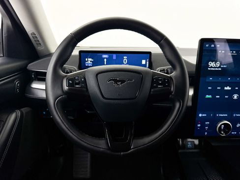 Used 2021 Ford Mustang Mach-E Select RWD image 31