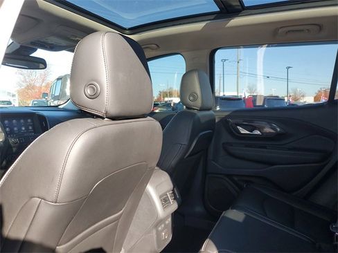 Used 2020 GMC Terrain Denali w/ Denali Premium Package image 35