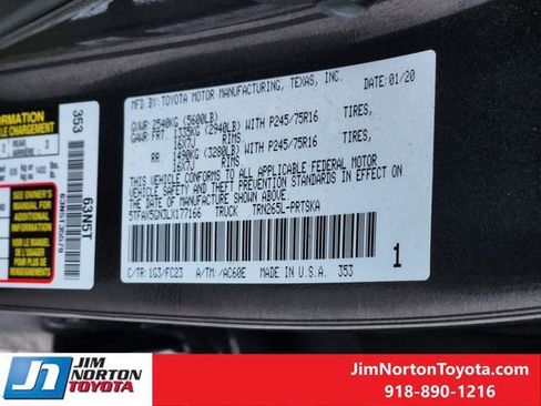 Used 2020 Toyota Tacoma SR5 RWD image 33