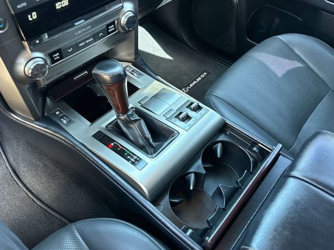 Used 2019 Lexus GX 460 Premium AWD/4WD image 22