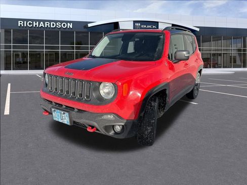 Used 2016 Jeep Renegade Trailhawk image 9