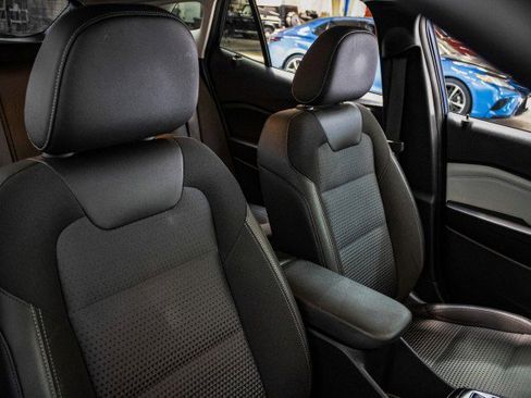 Used 2024 Chevrolet Trax LT w/ Driver Confidence Package image 26