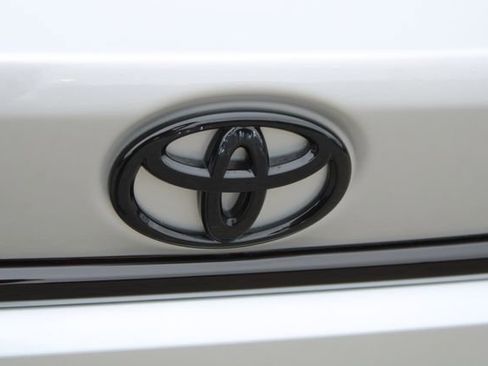 Used 2024 Toyota Corolla LE FWD image 8