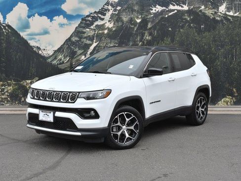 Used 2024 Jeep Compass Limited AWD/4WD image 6