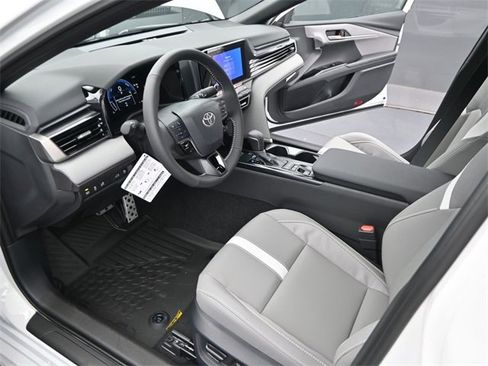 New 2026 Toyota Camry SE image 4