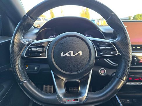 Used 2022 Kia Forte GT-Line w/ GT-Line Premium Package image 16