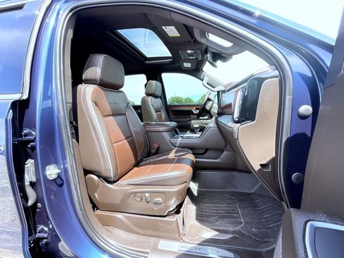 Used 2022 GMC Sierra 1500 Denali AWD/4WD image 15