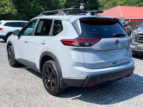 Used 2025 Nissan Rogue SV w/ Rock Creek Premium Package AWD/4WD image 5