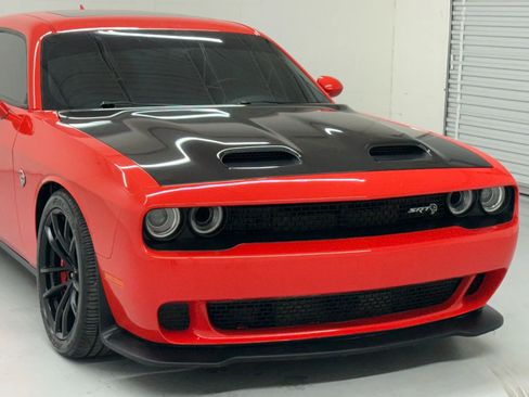 Used 2023 Dodge Challenger SRT Hellcat RWD image 11