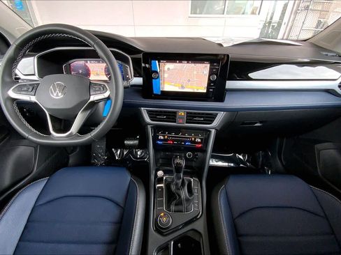 New 2026 Volkswagen Taos SEL AWD/4WD image 5