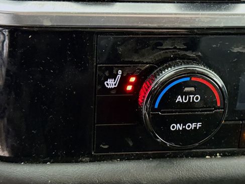 Certified 2022 Nissan Pathfinder SV AWD/4WD image 11
