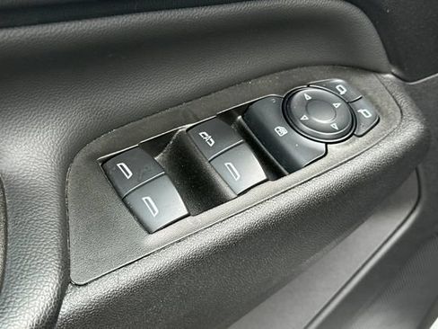 Used 2024 Chevrolet Equinox LT AWD/4WD image 12