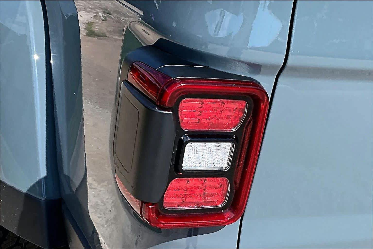New 2026 Jeep Gladiator Rubicon AWD/4WD image 14