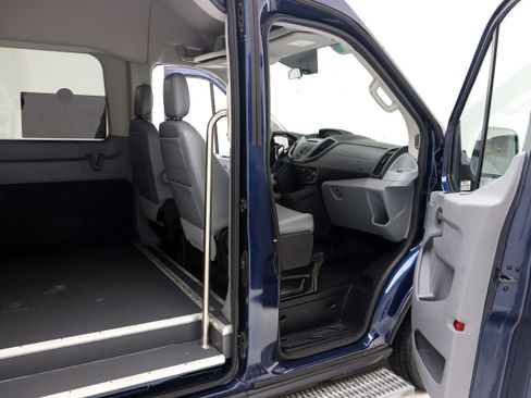 Used 2019 Ford Transit 350 XL RWD image 16