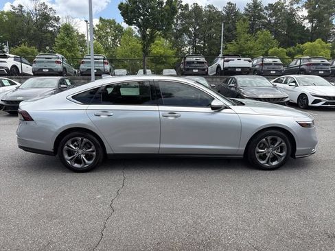 Used 2024 Honda Accord EX image 8
