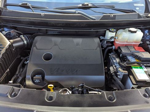 Certified 2023 Chevrolet Traverse LT image 34