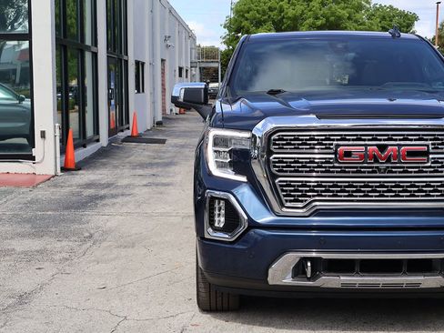 Used 2021 GMC Sierra 1500 Denali w/ Denali Ultimate Package AWD/4WD image 15