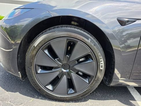Used 2025 Tesla Model 3 Long Range RWD image 14