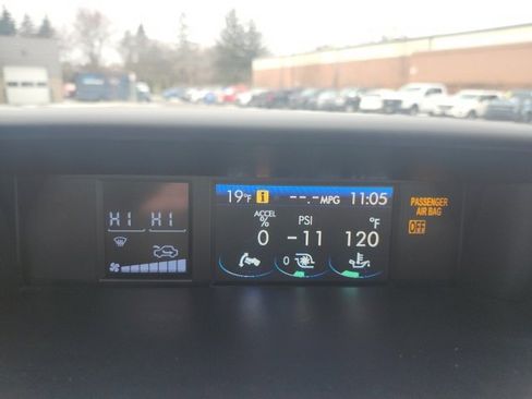 Used 2015 Subaru Forester 2.0XT Touring w/ Eyesight & Navigation System image 22