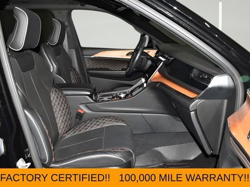 Used 2023 Jeep Grand Cherokee L Summit AWD/4WD image 20